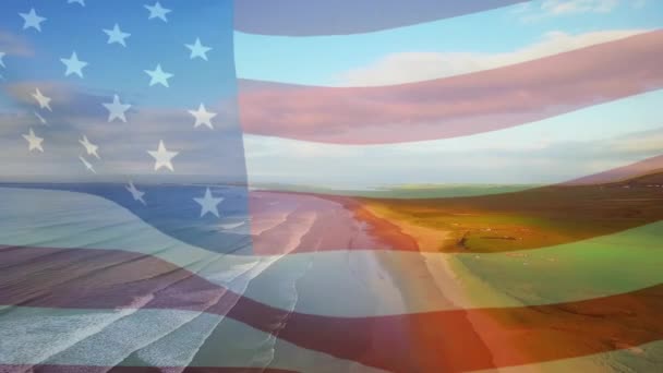 Animación Bandera Los Estados Unidos Que Soplan Sobre Paisaje Marino — Vídeos de Stock