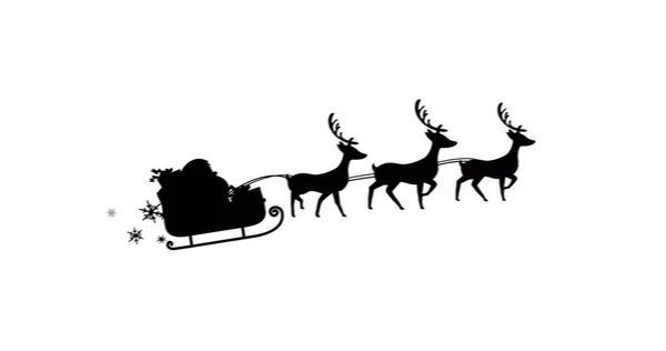 Изображение Черного Силуэта Санта Клауса Санях Тянущегося Северными Оленями Белом — стоковое фото