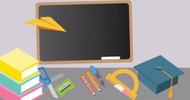 Yeşil arka planda okul simgeleri üzerinden mutlu öğretmenler günü mesajı animasyonu. eğitim, bilgi ve okul konsepti dijital olarak oluşturulmuş video.