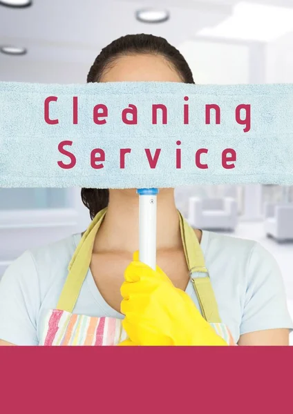 Servicio Limpieza Texto Sobre Mujer Con Delantal Sosteniendo Limpiador Agua — Foto de Stock