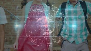 İlkokuldaki bir grup okul çocuğuna karşı iletişim ağı küresi. küresel ağ oluşturma ve okul eğitimi kavramı