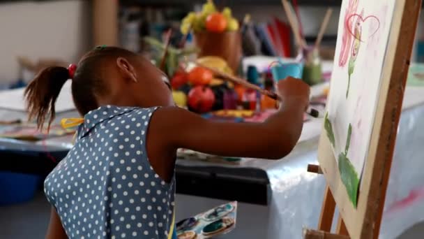 Animazione Cuori Cadenti Sulla Pittura Afro Americana Ragazza Educazione Infanzia — Video Stock