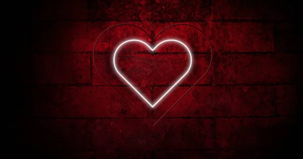 暗いレンガの壁の背景に点滅赤と白の同心円状のネオンの心のイメージ バレンタインデー愛と恋愛の概念デジタル的に生成されたイメージ — ストック写真
