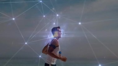 Rıhtımda koşan beyaz bir adamın üzerindeki bağlantı ağının animasyonu. sağlıklı aktif yaşam tarzı ve küresel ağ konsepti dijital olarak oluşturulmuş video.