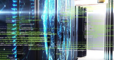 Akıcı dijital kod, sunucu raflarını gösteren veri merkezi koridorundaki veri akışını simüle eder. Teknoloji, siber güvenlik, veri, ağ, altyapı, fütürist, temiz