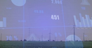 Rüzgâr türbinleri geniş açık çimen alanının üzerinde dönüyor, güç hatlarını ve veri örtüsünü gösteriyor. Yenilenebilir, sürdürülebilirlik, analitik, ekolojik, teknoloji, yeşil enerji, veri görselleştirme