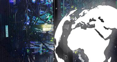 Avrupa ve Afrika 'yı veri merkezinde vurgulayan dünya, sunucu rafı ve LED ışıkları ile, kopyalama alanı. Teknoloji, ağ, veri, altyapı, dijital, bağlantı, modern