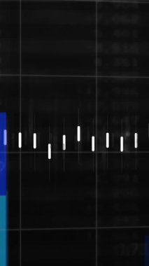 Finansal veri işleme animasyonu dünya haritasında siyah arka planda. küresel finans, iş ve dijital arayüz kavramı dijital olarak oluşturulmuş video.