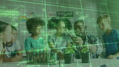 Eğitmen kaldırma tesisi AR ızgarasını etkinleştiriyor kök gövdeleri vurguluyor ve öğrenciler tüpleri inceliyor. Eğitim, kök, yenilik, öğrenme, teknoloji, işbirliği, keşif