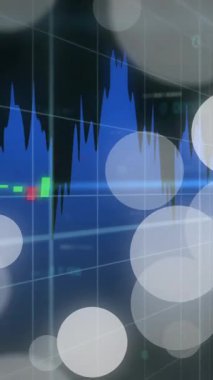 Bokeh ışıkları üzerinde borsa verileri ve finansal grafik animasyonu. Finans, yatırım, analitik, ekonomi, ticaret, büyüme