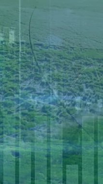 Manzara üzerinde veri işleme animasyonu. küresel iş ve dijital arayüz kavramı dijital olarak oluşturulmuş video.