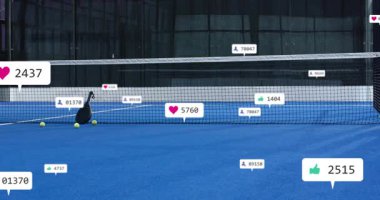 Kalp simgesi raket ve topların üzerinde beliriyor, kümeler kümeler halinde sürükleniyor, ölçümler için zayıflıyor. Spor, teknoloji, katılım, rekabetçi, dinamik, modern, sosyal