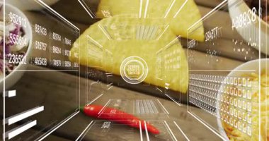 Tortilla çipi üzerinde 3 boyutlu tarama arayüzü etkinleştiriliyor, panelleri döndürüyor besin verilerini görselleştiriyor. Teknoloji, aşçılık, veri görselleştirme, dijital arayüz, gıda hazırlama, yenilik, sağlık