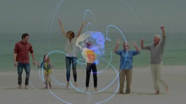 Aile zıplıyor ve plajda toplanıyor, dünya teknoloji için mavi yörüngeli grupların üzerinde beliriyor. Çoklu jenerasyon, kıyı şeridi, açık hava, kutlama, birliktelik, parıltı, hareket