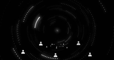 Merkezi nokta dönen halkaları başlatıyor, avatarlar titreşiyor ve parlıyor, kullanıcı etkinliğini temsil ediyor. Simgeler, küme, veri, ağ, siber, sanal, soyut