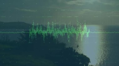 Güneş yansıması yeşil dalga formunun düşük seviyeye ulaşmasına neden oluyor. Sonra yerleşiyor ve sesi körfezde gösteriyor. Deniz manzarası, kıyı manzarası, ufuk çizgisi, siluet, üst üste, görselleştirme, huzur