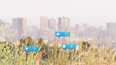 Mavi baloncuk ortaya çıkıyor, daha fazla rozet çıkıyor, yükselen sayıları sayıyor, kuru çimenlerin üzerinde sürükleniyor ve büyüdüğünü gösteriyor. Çayır, bildirimler, animasyon, çatışma, ufuk çizgisi, kentsel, canlı