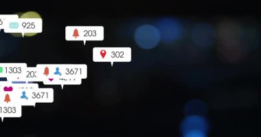 Sol alttan gelen, kümelenen ve sağa doğru sürüklenen beyaz çağrılar bildirim akışını gösteriyor. Bokeh, gece, şehir, animasyon, arayüz, simgeler, ışıltı