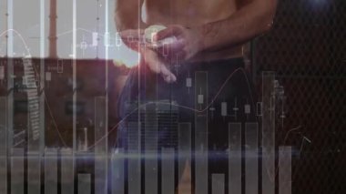 Erkek sporcu antrenman için avuçlarını sararken finans tablolarını taşıyor. Spor salonu, bant, gövde, halter, veri, çubuk, odaklanma