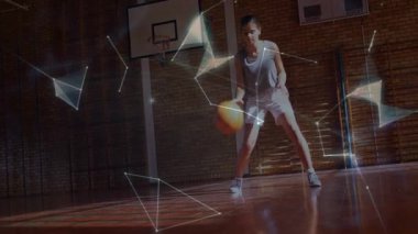 Beden eğitiminde çember eğitimi alan, salya akıtan, düğümler oluşturan, dünyayı gizleyen oyuncular. Basketbol, mahkeme, uygulama, hareket, fütürist, holografik, üst üste bindirme