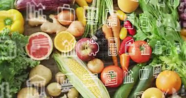 Çizgi sanatı finans simgeleri sola giriyor ve azalıyor, pazar verilerini görselleştiriyor. Düz döşeme, meyve, sebze, masa üstü, ahşap, kaplama, grafikler