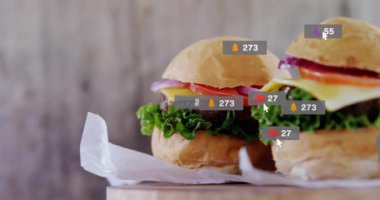 Sağ-burger rozeti görünüyor, hamburgerler yüzen bildirimler kazanıyor ve nişan artıyor. Minimalist, canlı, rustik, masa üstü, stüdyo, parşömen, patates kızartması