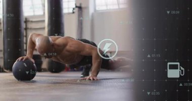 Fitness sporcusu yüksek tahtadan başlayıp, tıp topuna geçiyor ve çekirdek dengesi HUD 'u eğitiyor. Tıp, spor, kas, gün ışığı, endüstriyel, dinamik, biyogeribildirim