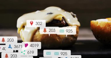 Gelen aramalar peynir dilimleyicisi, çoğalma, şelale, sonra da nişanı ortaya çıkarıyor. Çizburger, yakın plan, makro, tepsi, tezgah, mutfak, ikonlar