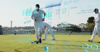 Sporcu mavi külahlarda koşmaya başlıyor, takım dönüyor, HUD çizelgeleri ayak izlerini takip ediyor. Çeviklik, örtüşme, analitik, ölçüm, alan, eğitim, matkap