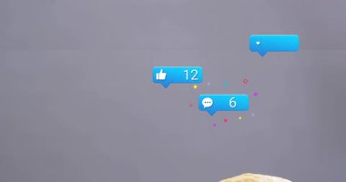 Boş baloncuk patlatan baloncuklar içe doğru sürükleniyor ve patatesler içeri kayıyor, beğeni sayıları artıyor. Yemek, sandviç, sosyal, bildirimler, stüdyo, minimalist, nişan