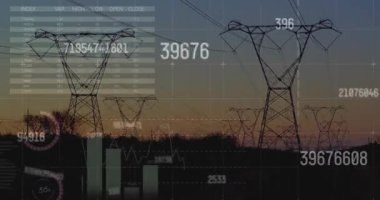 Sahadaki elektrik direkleri üzerinde finansal veri işleme animasyonu. Dijital olarak oluşturulan küresel finansman, enerji ve çevre konsepti.