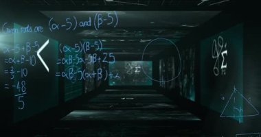 Siyah zemin üzerinde ışık izlerinin matematiksel denklemlerin animasyonu. Matematiksel denklemler, hesaplama ve dijital arayüz kavramı dijital olarak oluşturulmuş video.