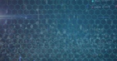 Bilgisayar devresi olan sütunların üzerindeki ışık izlerinin animasyonu. Renk hareketi ve enerji arkaplanı konsepti dijital olarak oluşturulmuş video.