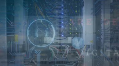 Şehir manzarası üzerinden veri işleme üzerinden küresel ve bağlantı ağının animasyonu. Küresel iş ve dijital arayüz kavramı dijital olarak oluşturulmuş video.