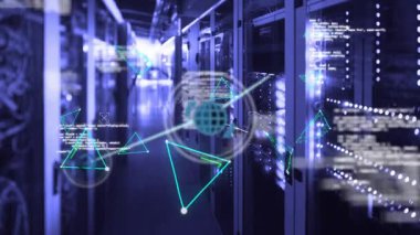 Sunucu odasındaki simgeler ve veri işleme ağı animasyonu. küresel bağlantılar, bilgisayar ve dijital arayüz konsepti dijital olarak oluşturulmuş video.