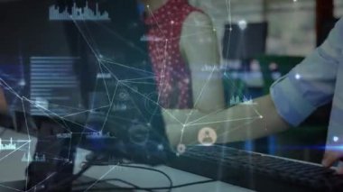 Erkek ve kadın işçi ağına karşı bağlantı ağı ve animasyon ağı ağı ağı. Küresel ağ ve iş teknolojisi kavramı.