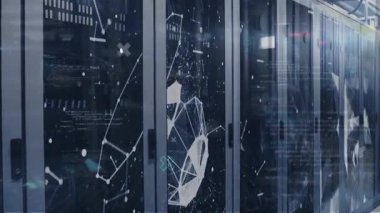 Bilgisayar sunucuları üzerinden bağlantı ve veri işleme ağının animasyonu. Küresel ağlar, bulut hesaplama ve veri işleme kavramı dijital olarak oluşturulmuş video.