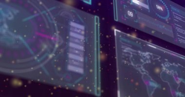 Kontrol odasında radar ve dünya haritasıyla HUD verilerini gösteren yarı saydam holografik paneller yüzüyor. Fütürist, neon, parıltı, arayüz, dijital, gösterge paneli, devre