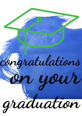 Tebrik mesajı ve mezuniyet şapkası ikonu beyaz arka planda mavi boya fırçası darbesi üzerine. mezuniyet töreni ve davetiye şablonu tasarım kavramı