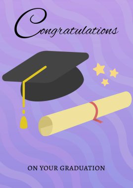 Mezuniyet şapkası ve mor arka plandaki dalgalı çizgilere karşı diploma diplomasıyla ilgili tebrik mesajı. mezuniyet töreni ve davetiye şablonu tasarım kavramı