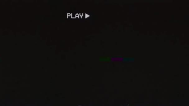 噪声彩虹透镜光学闪光膜灰覆盖对黑色背景4K动画效果的影响 — 图库视频影像
