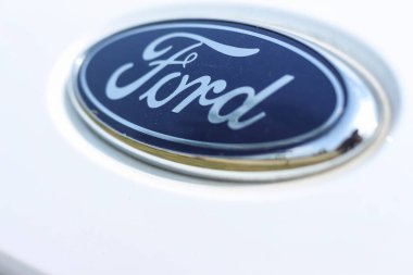 Chennai, Tamilnadu, Hindistan 5 Ocak 2021 Yerel Süpermarkette Hijyenik Peçete Paketleri. Hint dükkanlarında hijyenik peçete satmak.