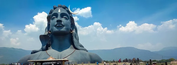 Coimbatore India Marzo 2021 Estatua Adiyogi Shiva Gente Está Visitando — Foto de Stock