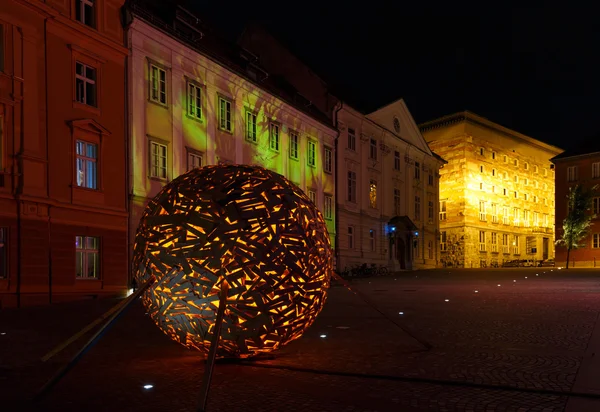 Capitale della Slovenia, Lubiana, con luci notturne Fotografia Stock