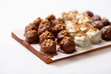 El yapımı domalan yelpazesi