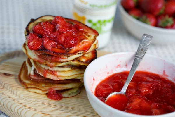 Breakfast pancakes — Stock Photo, Image