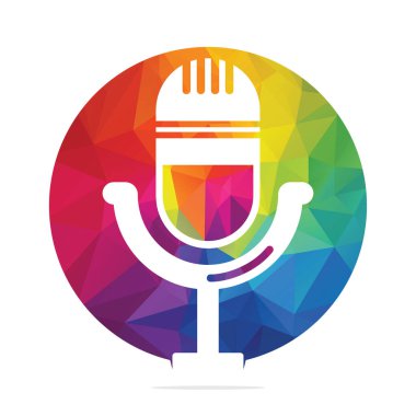 Podcast logo tasarımı. Yayın simgesi tasarımlı stüdyo masası mikrofonu.