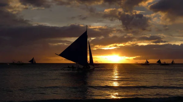 Paisaje Atardecer Velero Costa Isla Boracay Filipinas — Foto de Stock