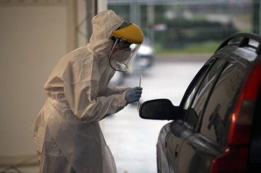 Mobil covid kontrol noktası, test alanı. Litvanya Kedainiai