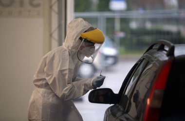 Mobil covid kontrol noktası, test alanı. Litvanya Kedainiai